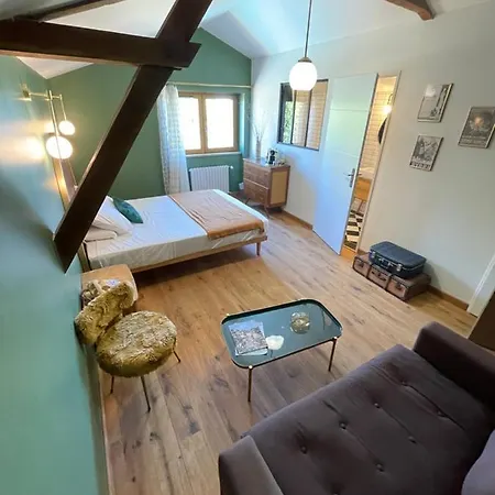 招待所 O Trois Puits Laburgade